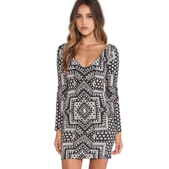 Mara Hoffman Dresses & Skirts - Mara Hoffman | Side Cut Out Dress Star Jacquard, Size Small
